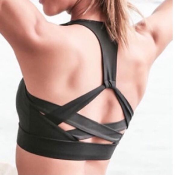 NWT Black Athletic Push Up Sports Bra Small Strappy Workout - Picture 1 of 10